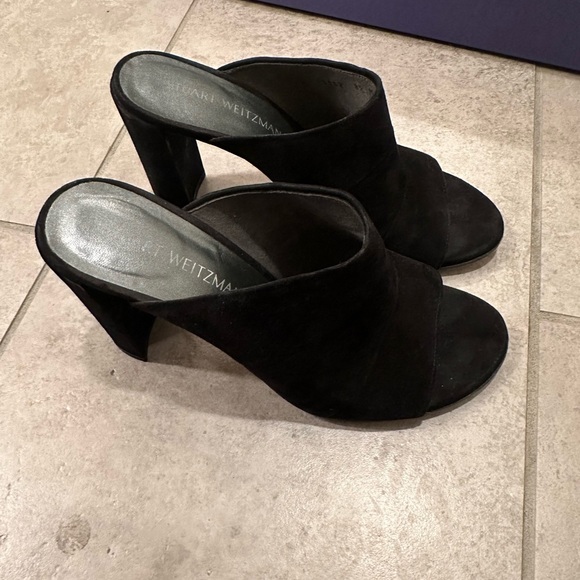Stuart Weitzman Sequel Black Suede Mule Sandal - Picture 11 of 11